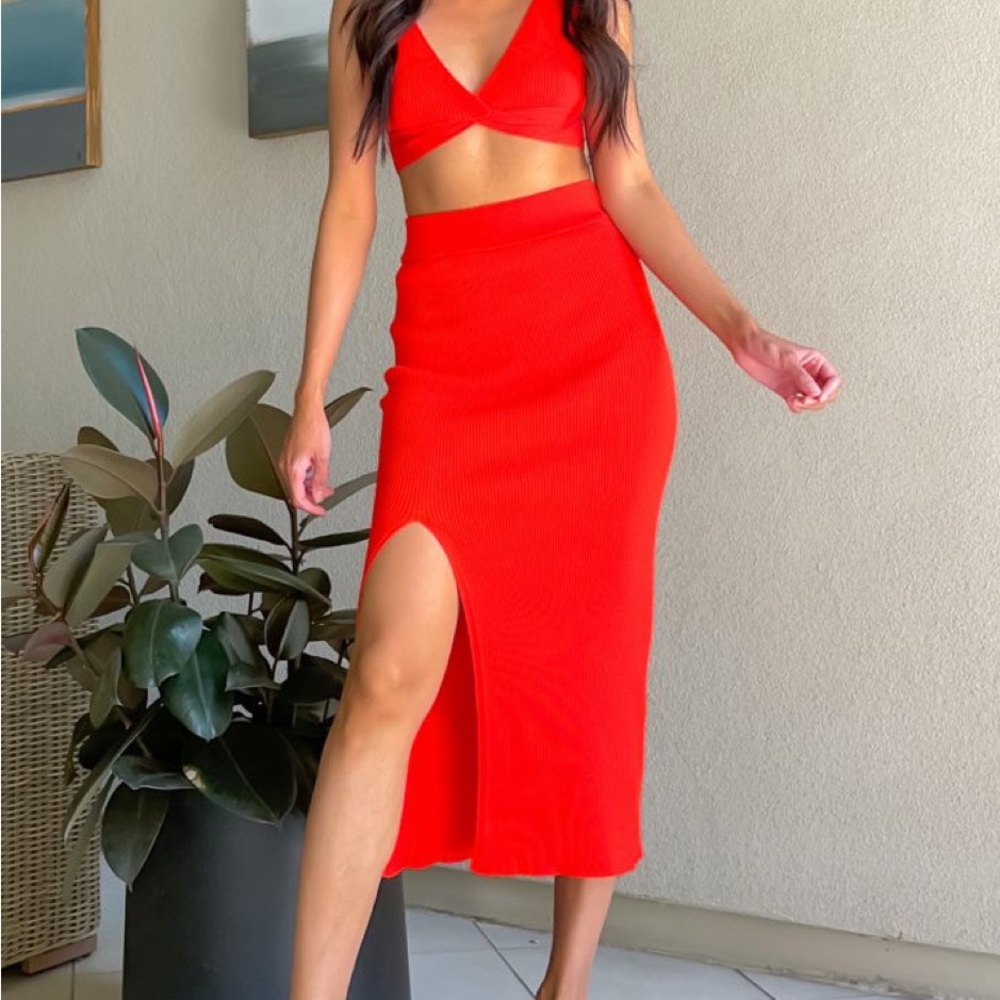 Elegant Red Women's Skirt